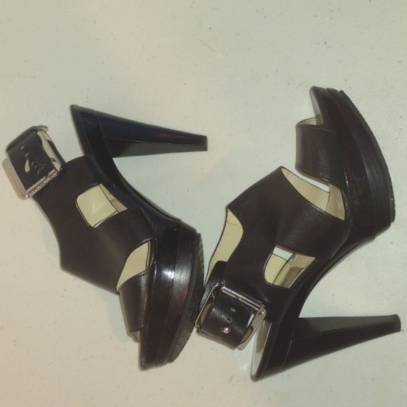 Michael Kors black platform heels size 6 - Picture 3 of 16